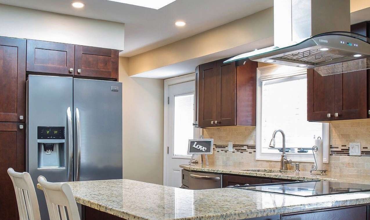 kitchen cabinets shaker white