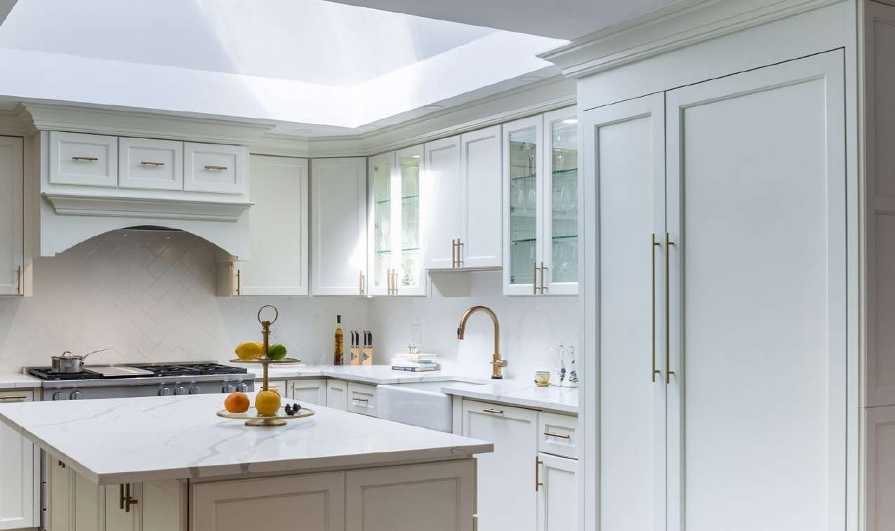 kitchen cabinets shaker white